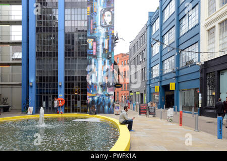 Custard Factory Shopping Mall et Créatifs Digbeth Birmingham England District Banque D'Images