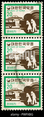 Timbres cachet de la Corée du Sud dans la lutte contre la pollution de la série émise en 1979 Banque D'Images