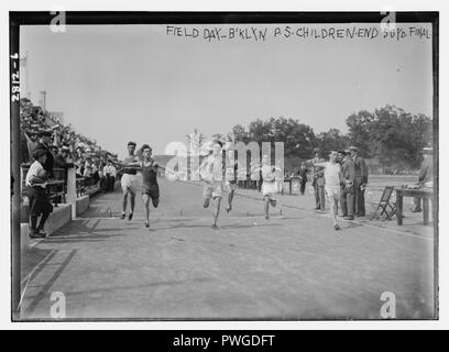 Brooklyn Children's Field Day (50 yd. final) Banque D'Images