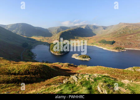 Vue depuis l'ancienne route cadavre vers l'Haweswater Mardale Rigg et Riggingdale dans Cumbria Lake District Banque D'Images