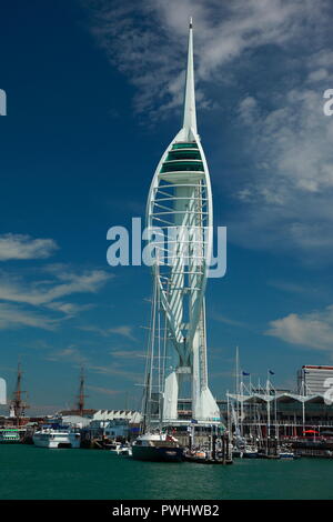 Unis Tour Spinnaker de Portsmouth, une ville portuaire et base navale sur la côte sud, England, UK. Banque D'Images