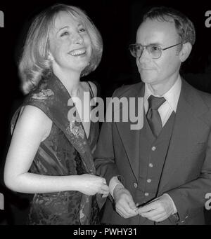 Terri Garr et Buck Henry 1977 Photo par Adam Scull/PHOTOlink/MediaPunch Banque D'Images