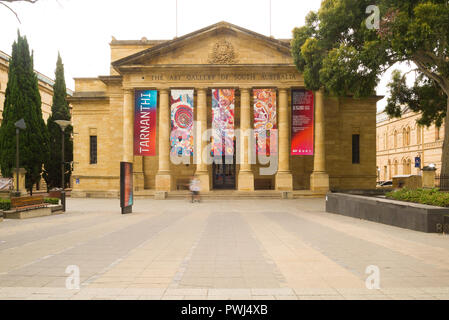 Vue de l'entrée de la galerie d'art de l'Australie du Sud, à Adélaïde, Australie. Banque D'Images