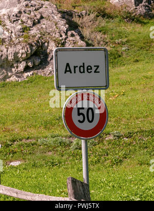 Ardez, municipalité de Scuol, Engadine, Grisons, Suisse Banque D'Images