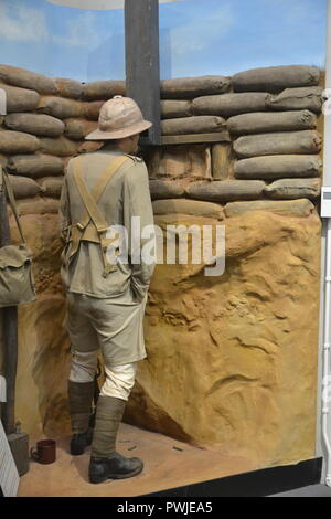 Dans les tranchées, LA PREMIÈRE GUERRE MONDIALE, musée et galerie d'art de Worcester, Worcester, England, UK Banque D'Images