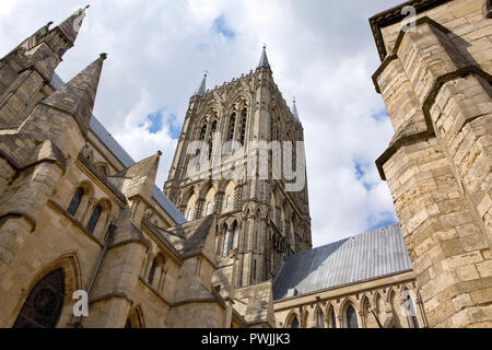 Tour centrale de la cathédrale de Lincoln, Ville de Lincoln, Angleterre, Royaume-Uni Banque D'Images