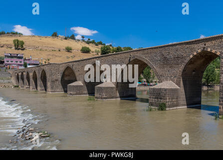 Diyarbakir, Turquie - considérée comme la capitale kurde de Turquie, Diyarbakir est une merveilleuse ville aux murs qui entourent la vieille ville Banque D'Images