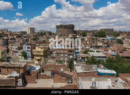 Diyarbakir, Turquie - considérée comme la capitale kurde de Turquie, Diyarbakir est une merveilleuse ville aux murs qui entourent la vieille ville Banque D'Images