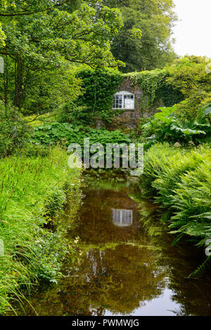 Dans la gravure Geilston jardin clos de Geilston jardin près de la rivière Clyde près de Cardross, Argyll and Bute, Ecosse Banque D'Images