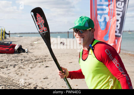 Finition gagnant Paddle board Banque D'Images