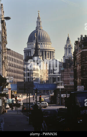 La Cathédrale St Paul de Fleet Street, Londres, Angleterre. c.1980's Banque D'Images