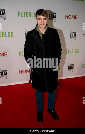 Manchester, UK. 17 octobre 2018. Nico Mirallegro acteur arrive au BFI London Film Festival première de Peterloo, au complexe d'accueil de Manchester. Credit : Russell Hart/Alamy Live News Banque D'Images