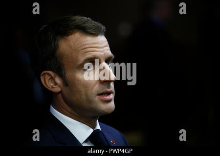 Bruxelles, Belgique. 17Th Oct 2018 .Le Président Emmanuel Macron arrive pour une réunion avec les dirigeants de l'Union européenne. Alexandros Michailidis/Alamy Live News Banque D'Images