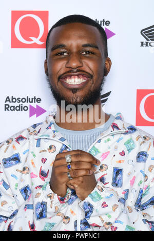 Romancier de la salle de presse au cours de la Q Awards 2018 en association avec Radio absolue au Roundhouse de Camden, Londres. ASSOCIATION DE PRESSE PHOTO. Photo date : mercredi 17 octobre, 2018. Voir PA histoire QAwards showbiz. Crédit photo doit se lire : Ian West/PA Wire Banque D'Images