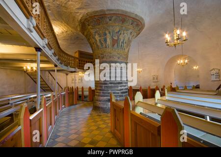 NYLARS, DANEMARK - août 19, 2018 : l'intérieur de l'église ronde défensive. C'est l'une des quatre églises sur l'île de Bornholm, est mieux conservé, BUI Banque D'Images