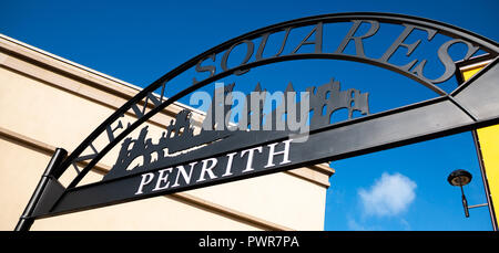 Nouveau signe de Penrith carrés dans le centre-ville de Penrith Banque D'Images