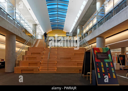 Nouvel Espace qui a ouvert le 29 septembre 2018 au 8ème étage de la Direction centrale de la Bibliothèque publique de Vancouver, Vancouver, BC, Canada Banque D'Images