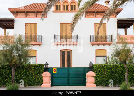 Période typique villa dans la belle ville balnéaire de Sitges, Barcelone - Catalogne Banque D'Images