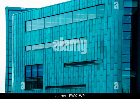 Sheffield, UK - 29 août 2018 : Information communes d'extérieur de bâtiment façade d'architecture, de la bibliothèque et de l'informatique à l'Université de Sheffield Banque D'Images