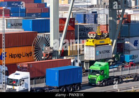 Terminal à conteneurs dans le Rhein-Neckar-Hafen Mannheim, en termes de surface le plus grand port intérieur en Allemagne, de transbordement de conteneurs, du rail, un fleuve Banque D'Images