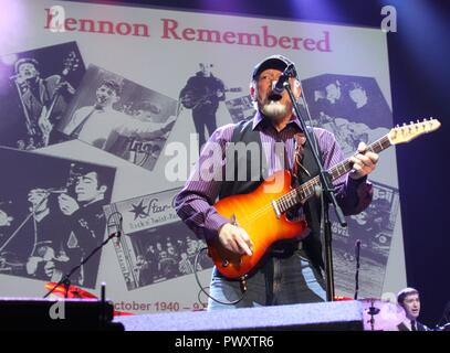 Liverpool, UK Singer songeriter Tony Sheridan exécute au Liverpool Echo Arena Ian crédit Fairbrother/Alamy Stock Photos Banque D'Images