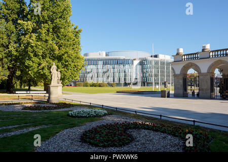 Varsovie, Pologne - 10 Oct 2018 : Tombe du soldat inconnu dans le jardin Saxon, Varsovie, Pologne. Banque D'Images