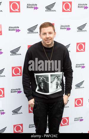 Londres, Royaume-Uni. 17 octobre 2018. Le professeur Green de la Maison ronde à Chalk arrive aux Q Awards 2018 en association avec Absolute radio Credit: Dean Fardell / Alay Live News Banque D'Images