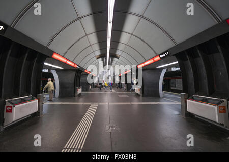 Le métro de Vienne qui couvre la zone métropolitaine de Vienne, Autriche. Il se compose de cinq lignes d'une longueur totale de 78,5 km comprend : Atmosphère Où : Vienne, Autriche Quand : 17 Sep 2018 Crédit : Oscar Gonzalez/WENN.com Banque D'Images