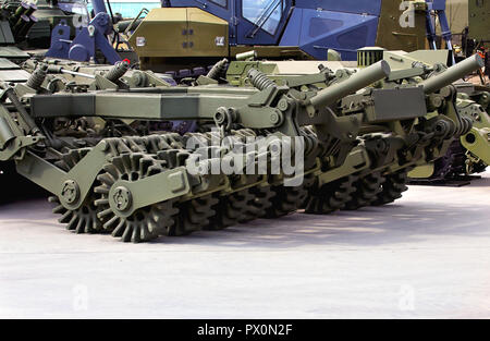 Équipement spécial, composé d'une mine sweeper et équipements rut pour le chalutage mine continue Banque D'Images
