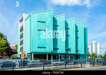 Sheffield, UK - 29 août 2018 : Information communes d'extérieur de bâtiment façade d'architecture, de la bibliothèque et de l'informatique à l'Université de Sheffield Banque D'Images