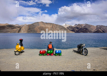 Tourisme au lac de Pangong, le joyau du Ladakh, Inde Banque D'Images