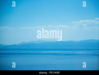 Se rendre à la mer, sentir la beauté et la magie de la Grèce Banque D'Images