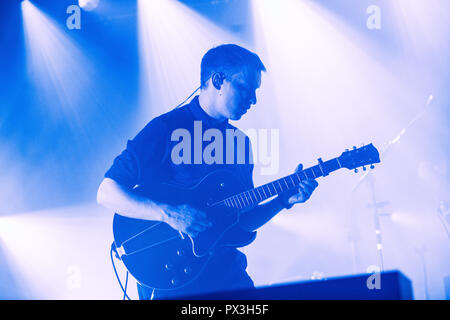 Danemark, copenhague - le 18 octobre 2018. La chanteuse, auteur-compositeur et musicien George Ezra effectue un concert live à Tap1 à Copenhague. (Photo crédit : Gonzales Photo - Peter Troest). Gonzales : Crédit Photo/Alamy Live News Banque D'Images