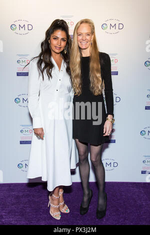 Los Angeles, USA. 18 octobre, 2018. Camila Alves (à gauche) et Suzy Amis Cameron (droite) assister au lancement de Suzy Amis Cameron's book 'OMD : le simple, les Programme pour enregistrer votre santé, enregistrez votre Waistline, et sauver la planète' animée par James Cameron dans Crossroads restaurant. Crédit : Vladimir M. Yazev/Alamy Live News. Banque D'Images
