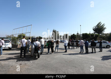 Aversa et San 45965, Mexique. 19 octobre 2018. Ce matin à l'aube, un jeune homme de Naples qui était juste 22 ans a été retrouvé mort dans une station d'essence près de la sortie de l'axe médian entre Palinuro et San 45965. 19 Oct, 2018. Crédit : Fabio Sasso/ZUMA/Alamy Fil Live News Banque D'Images