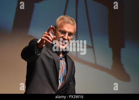 Jeremy Vine au Festival littéraire de Dorchester, Jeremy Vine (présentateur, animateur et journaliste. Finnbarr Crédit : Webster/Alamy Live News Banque D'Images