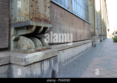 Une ancienne usine (AEG Turbinen Fabrik) à Berlin (Allemagne). Banque D'Images