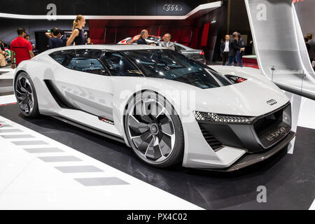 PARIS, le 2 octobre 2018 : PB18 Audi e-tron voiture super concept dévoilé au salon de l'Automobile de Paris. Banque D'Images