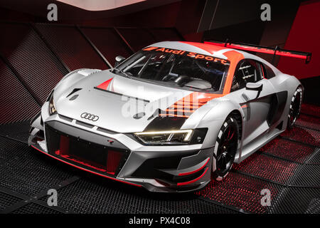 PARIS, le 2 octobre 2018 : nouvelle Audi R8 LMS GT3 race car dévoilé à l'Automobile de Paris. Banque D'Images