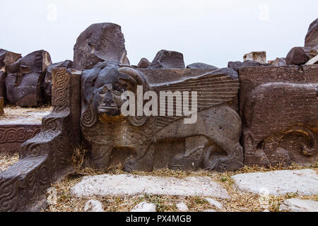 Ain Dara, Afrin, Syrie : basalte sphinx dans les ruines du temple Hittite de Ain Dara 67 km au nord-ouest d'Alep. Au début de la Banque D'Images