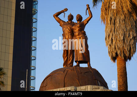 Genozid-Denkmal Unabhängigkeitsmuseum liens, das, Windhoek, Namibie, Afrika, Windhoek Banque D'Images