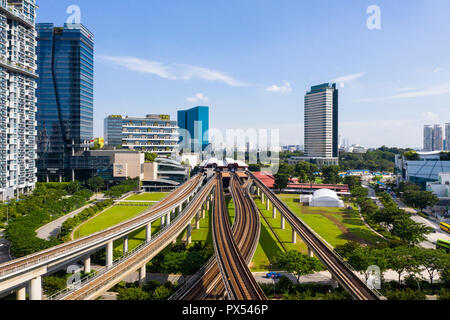 Vue aérienne de plusieurs voies ferrées à l'Est de Jurong, espace pour devenir quartier central des affaires de Singapour dans l'avenir. Banque D'Images