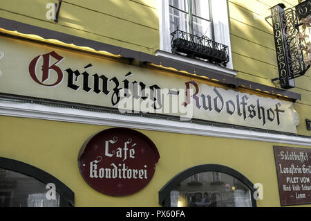 Vienne, restaurant à vins traditionnelle Heuriger à Grinzing, Rudolfshof, Autriche, 19. district, Grinzing Banque D'Images