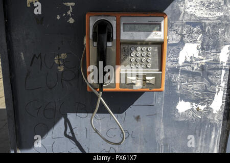 Téléphone public, Bucuresti, Roumanie, Bucarest Banque D'Images