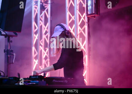 Milan, Italie. 19 Oct, 2018. Artiste électronique Emerson Avalon il se produit lors de l'aperçu de club en club Crédit : Daniele Baldi/Pacific Press/Alamy Live News Banque D'Images