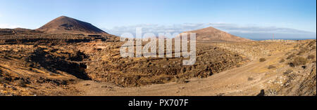 Lanzarote, Espagne - juin 7, 2017 : La ville de stratifié sur desert Banque D'Images