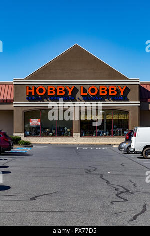 Lancaster, PA, USA - 18 octobre 2018 : Hobby Lobby magasins est une société privée à but lucratif qui possède et exploite une chaîne d'art américain et craf Banque D'Images