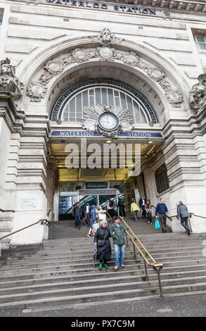 La gare de Waterloo à Londres, Angleterre, Royaume-Uni Banque D'Images