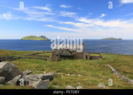 Old school house utilisés dans le film ryans, fille de façon sauvage de l'Atlantique, Dingle, comté de Kerry, Irlande Banque D'Images