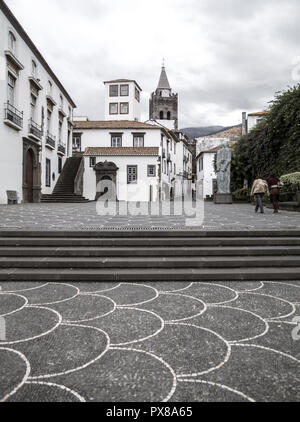 Funchal, centre-ville, décorées de pavage de galets, le Portugal, Madère Banque D'Images